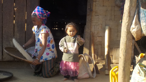 Grandmother and granddaughterson