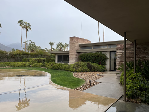 Twin Palms Driveway