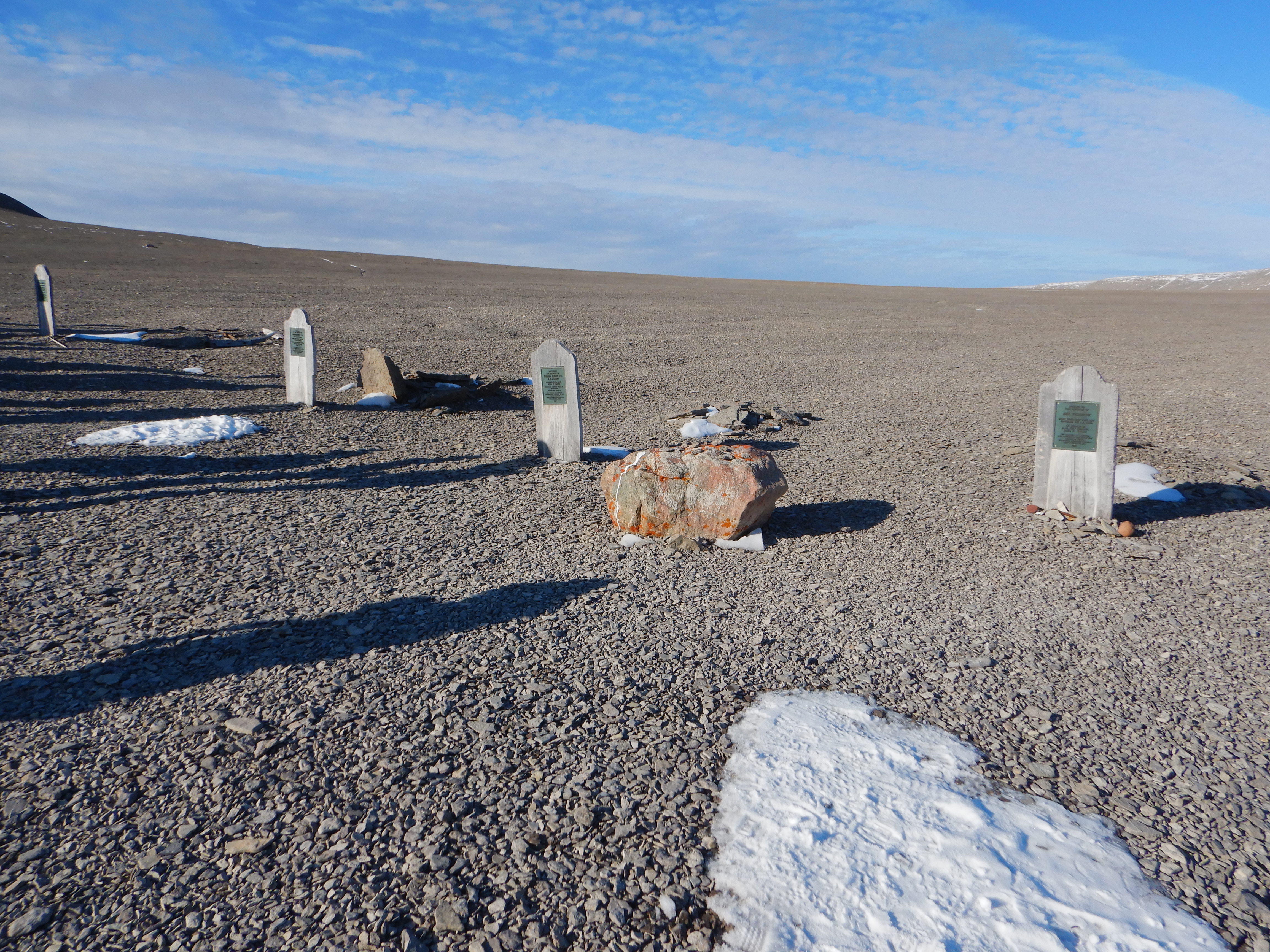 Franklin expedition graves