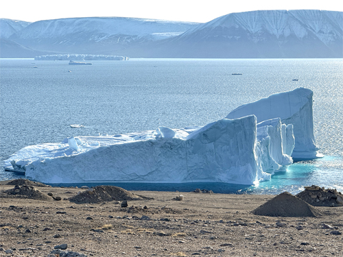 Qaanaaq Iceburg