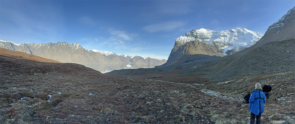 Inukassaat Sulluat hike pano